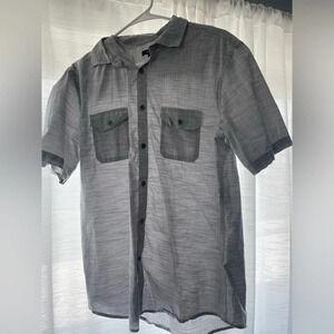 Men’s Alfani size medium short sleeve button down shirt